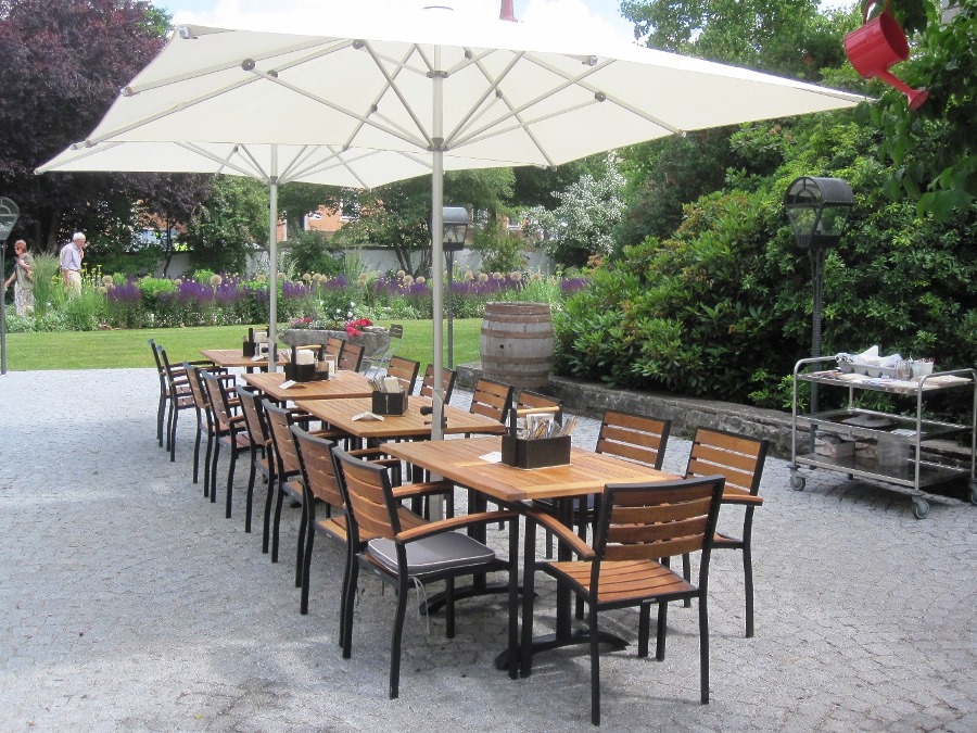 Terrassenstühle und Sessel für die Gastronomie, Restaurant